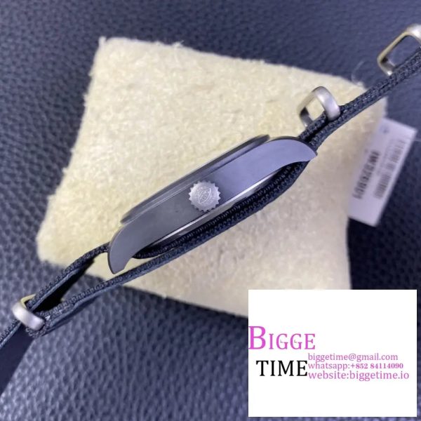 Pilot’s Watch Top Gun Black Ceramic IW326901 ZF 1:1 Best Edition on Black Nylon Strap A32111 - Image 8
