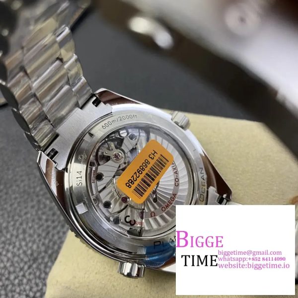 Planet Ocean 600M Co-Axial GMT 43.5mm VSF 1:1 Best Edition Black Dial Orange Markers Black Ceramic Bezel on Black Rubber Strap A8605 - Image 6