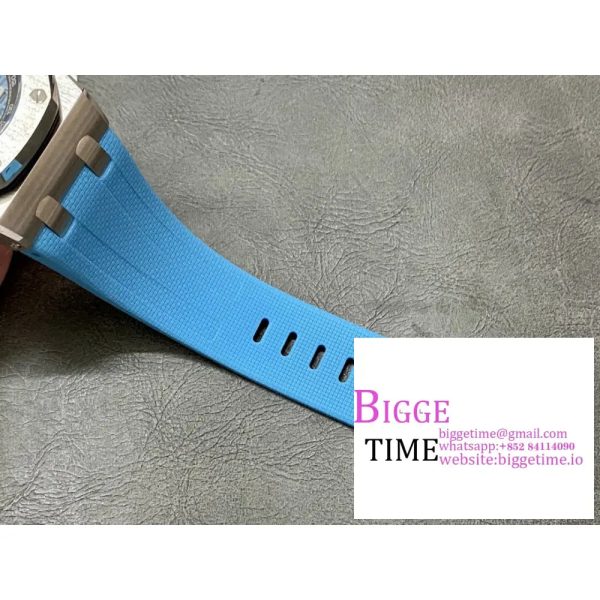 Royal Oak Offshore 42mm SS APF 1:1 Best Edition Light Blue Dial on Light Blue Rubber Strap A4404 - Image 5