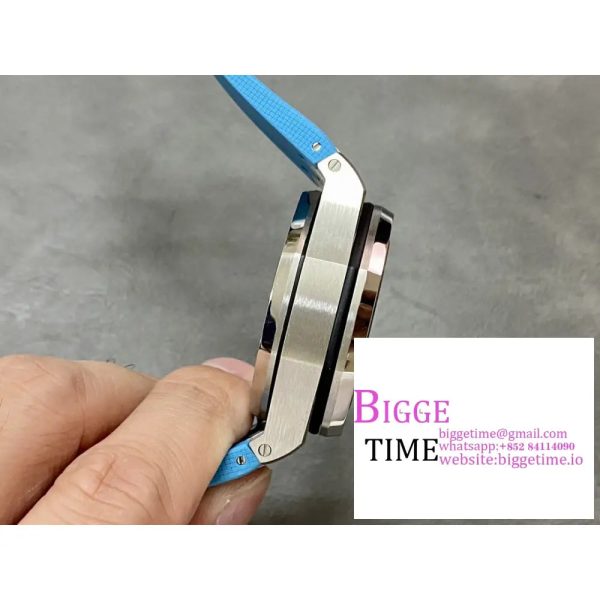 Royal Oak Offshore 42mm SS APF 1:1 Best Edition Light Blue Dial on Light Blue Rubber Strap A4404 - Image 8
