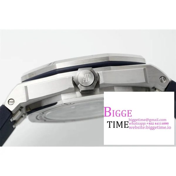 Royal Oak Offshore Diver 15720 SS APSF 1:1 Best Edition Blue Dial on Blue Rubber Strap A4308 - Image 7