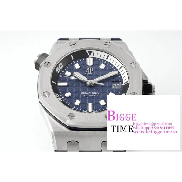 Royal Oak Offshore Diver 15720 SS APSF 1:1 Best Edition Blue Dial on Blue Rubber Strap A4308 - Image 4