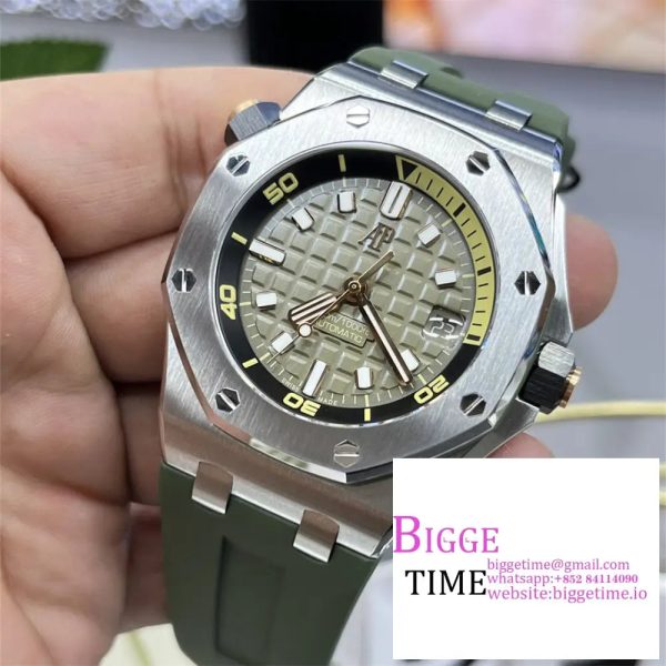 Royal Oak Offshore Diver 15720 ZF 1:1 Best Edition Green Dial on Green Rubber Strap A4308