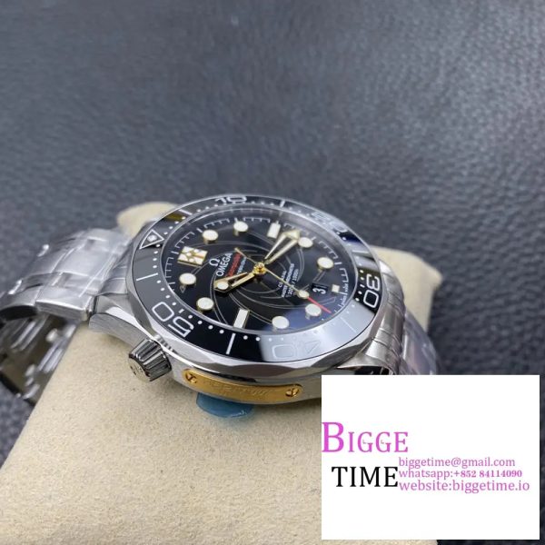 Seamaster Diver 300M 007 James Bond 42mm Ceramic Black Dial SS Bracelet VSF A8800 - Image 5
