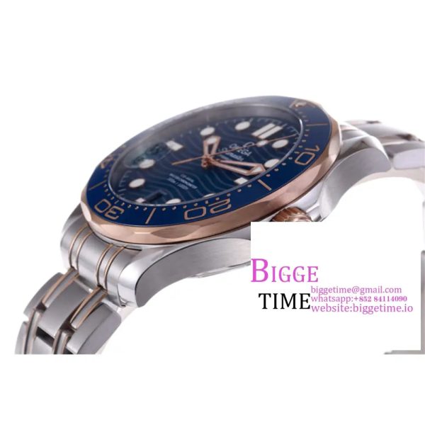 Seamaster Diver 300M SS/RG VSF 1:1 Best Edition RG Bezel Blue Dial on SS/RG Bracelet A8800 - Image 2