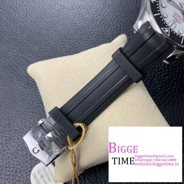 Seamaster Diver 300M SS VSF 1:1 Best Edition Black Bezel White Dial on Black rubber wristbandt A8800 - Image 9