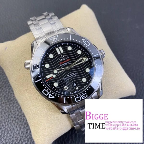 Seamaster Diver 300M VSF 1:1 Best Edition Black Ceramic Black Dial on SS Bracelet A8800 V2 (Black Balance Wheel) - Image 2