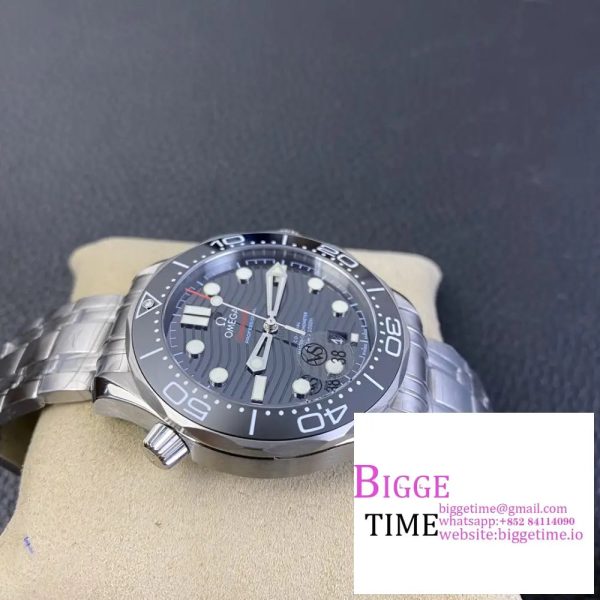 Seamaster Diver 300M VSF 1:1 Best Edition Black Ceramic Black Dial on SS Bracelet A8800 V2 (Black Balance Wheel) - Image 6
