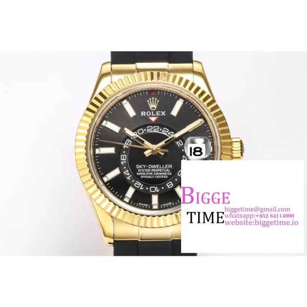 Skydweller 42mm 326934 YG Black Dial Oysterflex Strap JWF A23J - Image 2