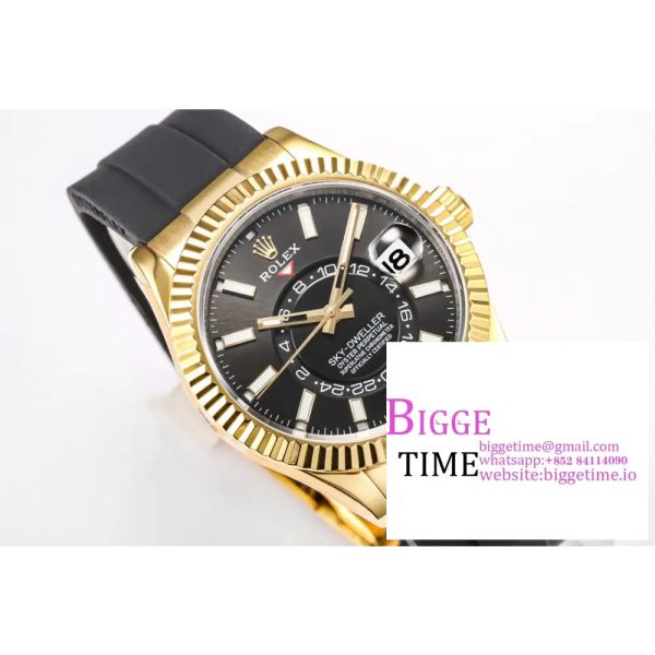 Skydweller 42mm 326934 YG Black Dial Oysterflex Strap JWF A23J - Image 6