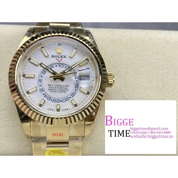 Skydweller 42mm 326934 YG White Dial YG Oyster Bracelet JWF A23J - Image 2