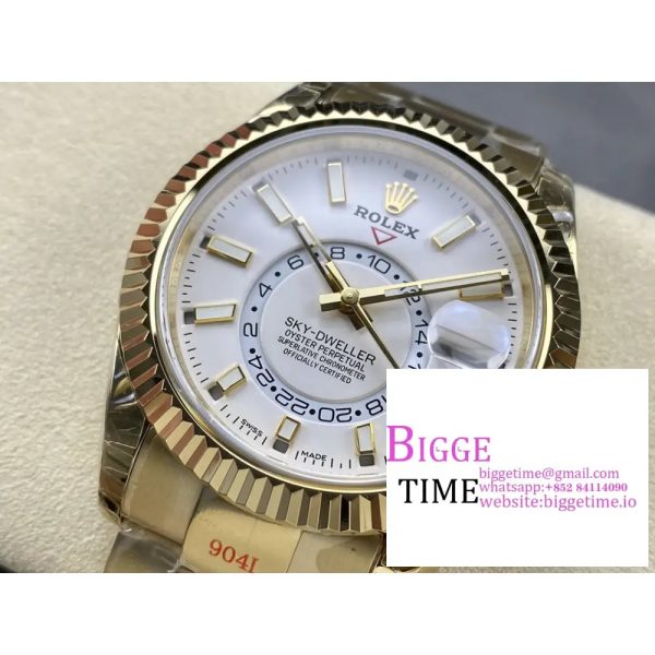 Skydweller 42mm 326934 YG White Dial YG Oyster Bracelet JWF A23J - Image 3
