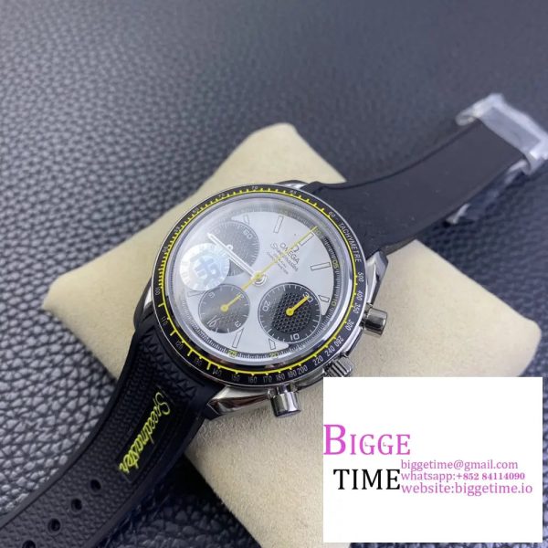 Speedmaster 40mm Racing Master White/Black Dial Black Rubber Strap HRF A7750 - Image 5
