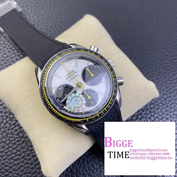 Speedmaster 40mm Racing Master White/Black Dial Black Rubber Strap HRF A7750 - Image 3