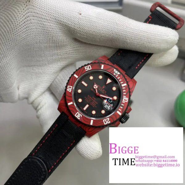 Submariner DIW Red Carbon VSF 1:1 Best Edition Black Dial on Black Nylon Strap VS3135 - Image 4