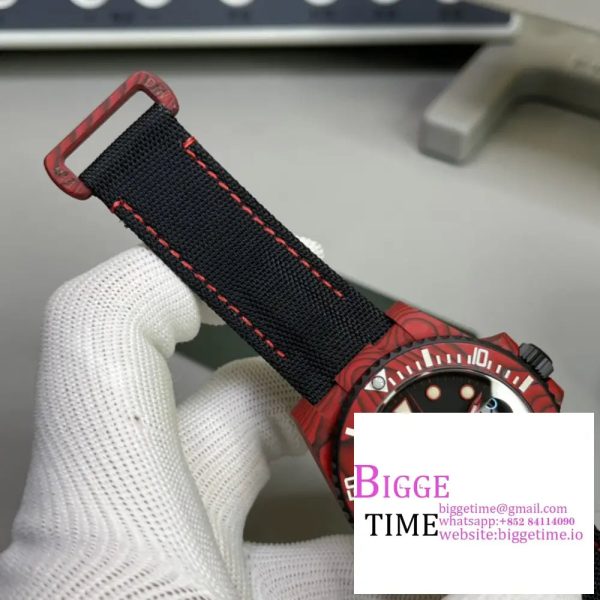Submariner DIW Red Carbon VSF 1:1 Best Edition Black Dial on Black Nylon Strap VS3135 - Image 6
