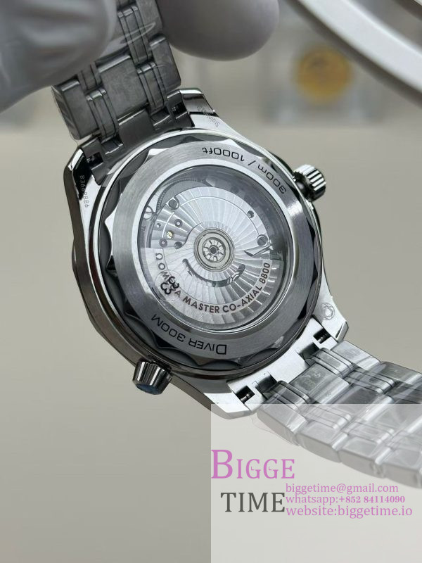 Seamaster Diver 300M Black Ceramic Bezel V4 VSF 1:1 Best Edition Black Dial On SS Bracelet Super Clone Asian 8800 - Image 9