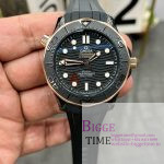 Seamaster 300m 43.5mm Black Ceramic VSF 1:1 Best Edition Black Dial RG Bezel on Black Rubber Strap A8806